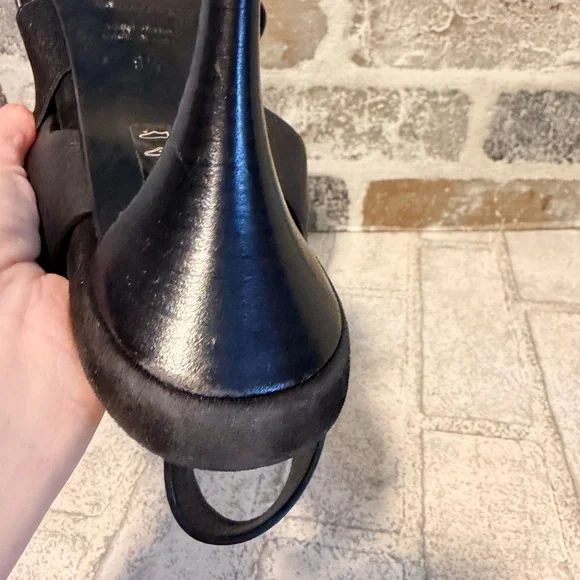 AQUATALIA BRENNAN OPEN TOE
SANDAL 9.5 black Strappy heels - Picture 8 of 9